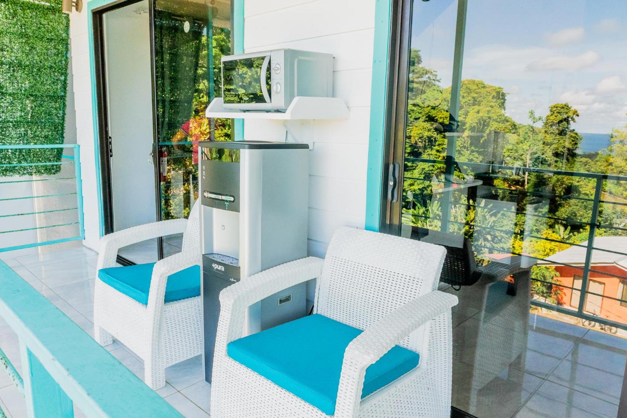 Ocean'S Breeze Apartment And Rooms Puerto Viejo de Talamanca Bagian luar foto