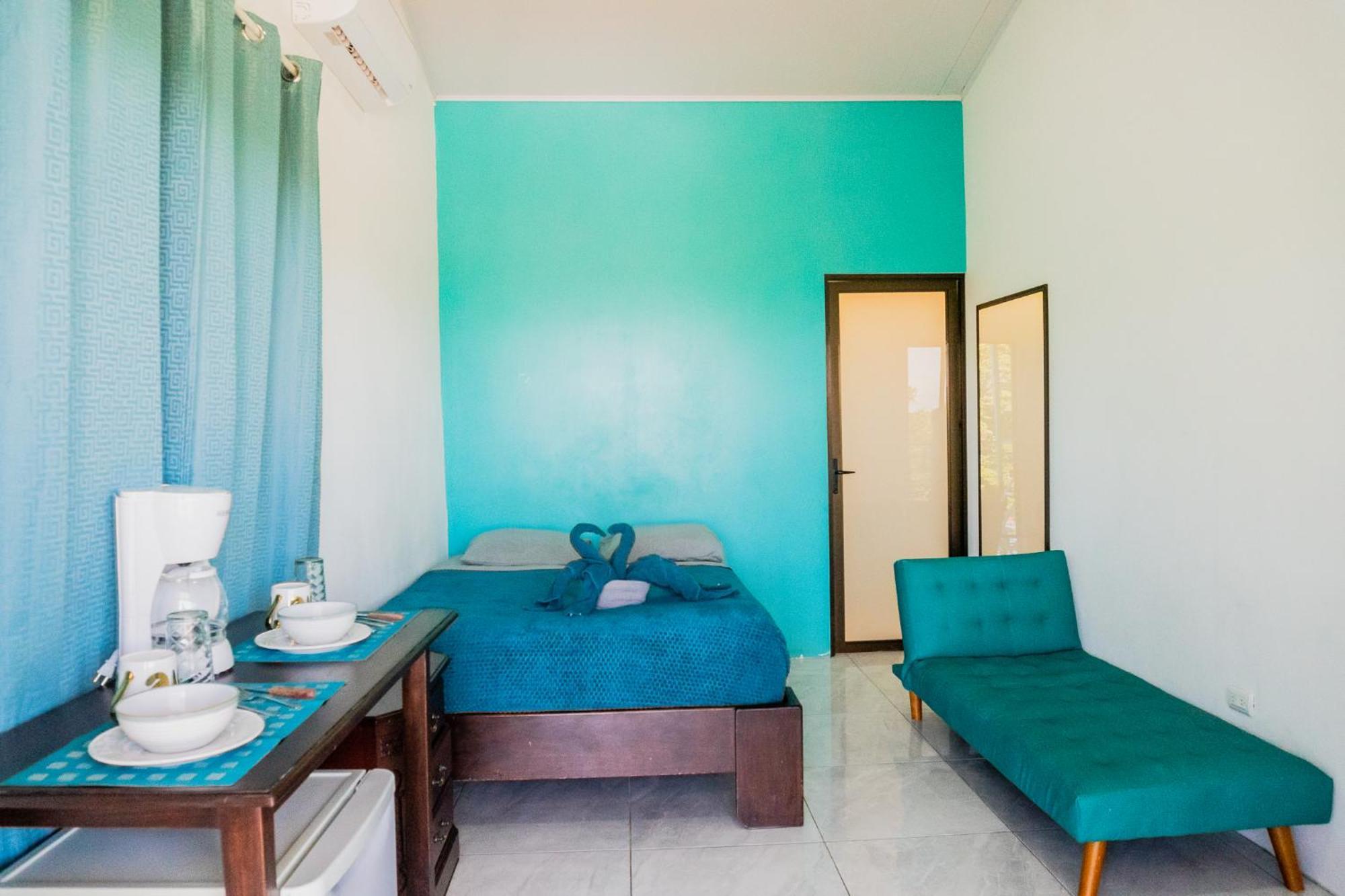 Ocean'S Breeze Apartment And Rooms Puerto Viejo de Talamanca Bagian luar foto