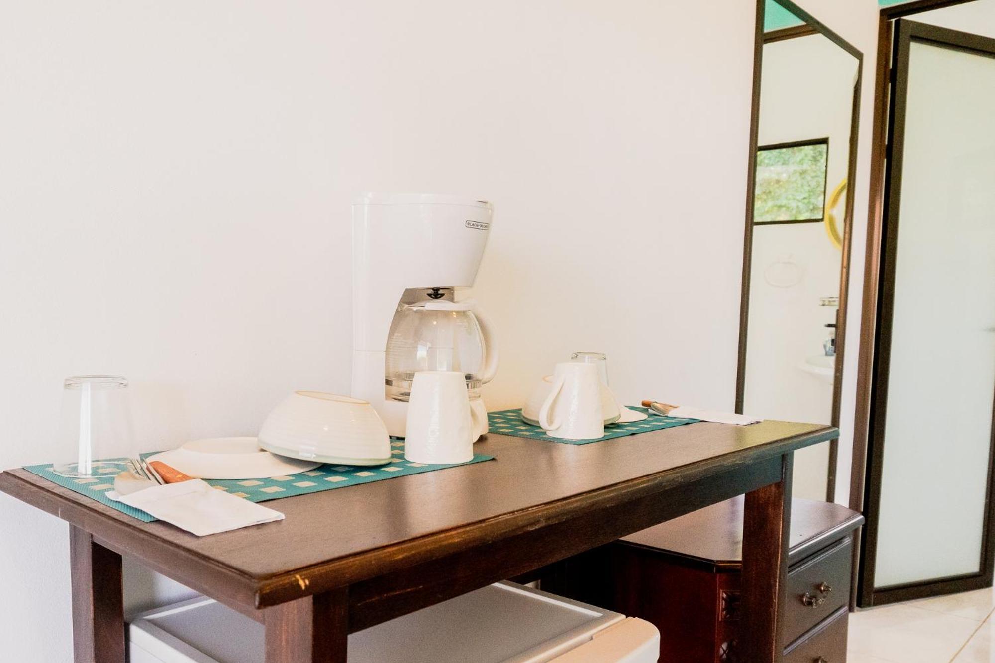 Ocean'S Breeze Apartment And Rooms Puerto Viejo de Talamanca Bagian luar foto