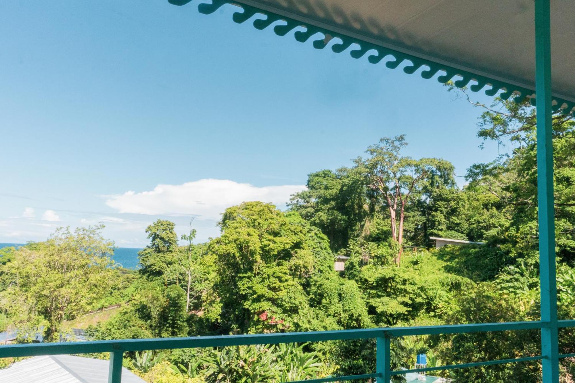 Ocean'S Breeze Apartment And Rooms Puerto Viejo de Talamanca Bagian luar foto