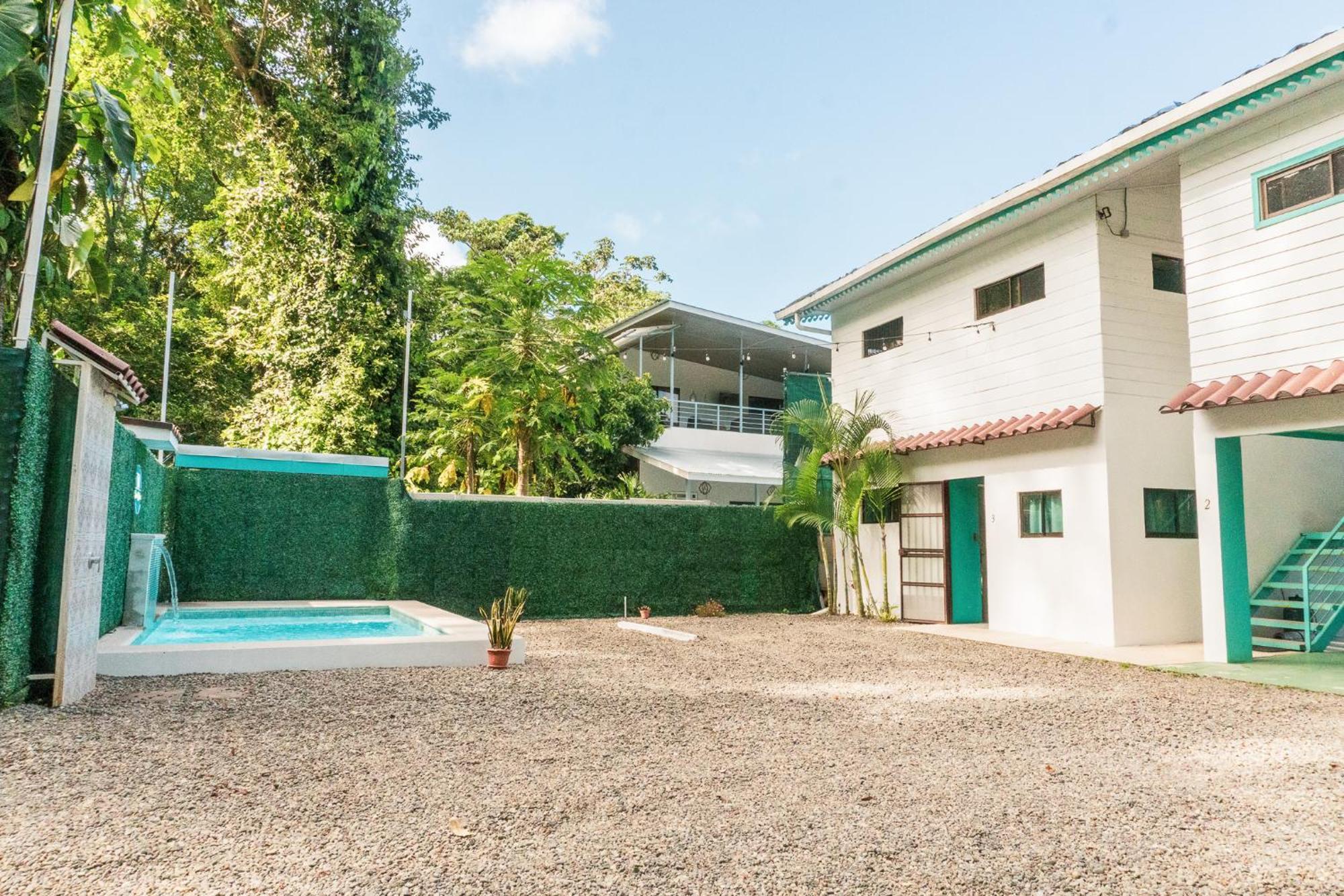 Ocean'S Breeze Apartment And Rooms Puerto Viejo de Talamanca Bagian luar foto
